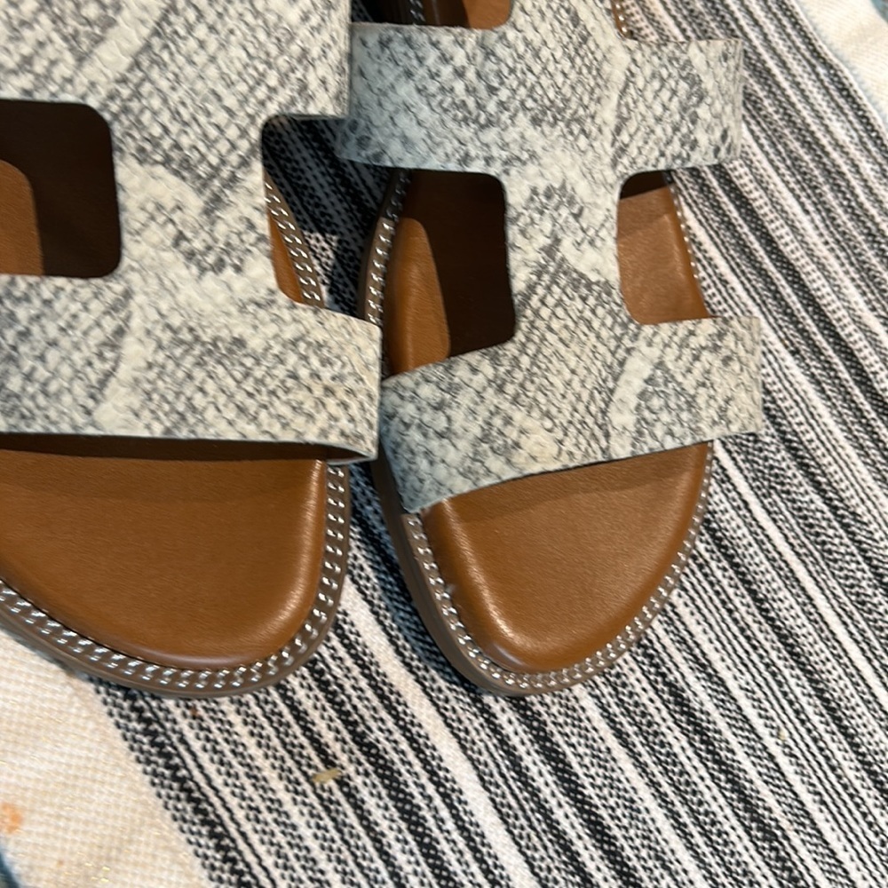 Franco Sarto Genevia Womens Sandals In The Color Natural Size